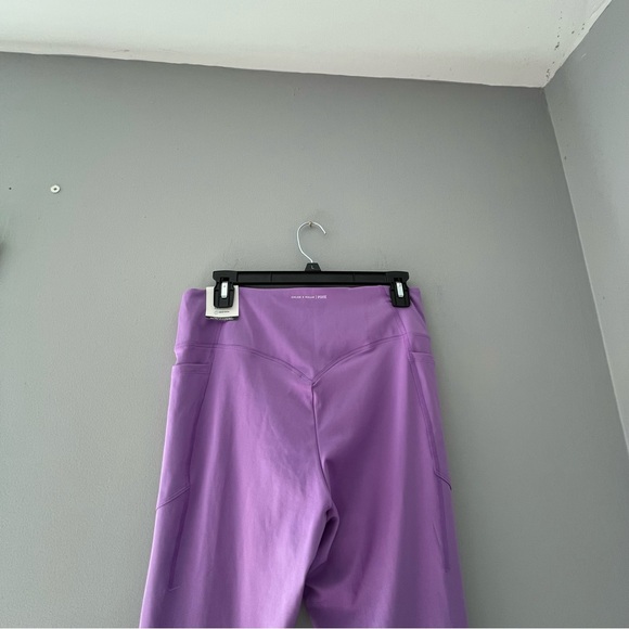 Victoria’s Secret Pink Chloe X Halle High Waist 7/8 Leggings - Picture 6 of 10